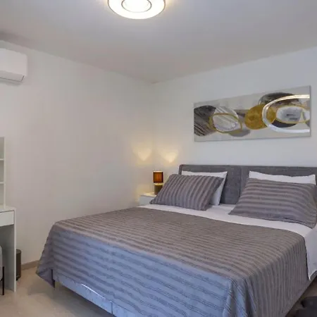 Gali By Guide Fažana